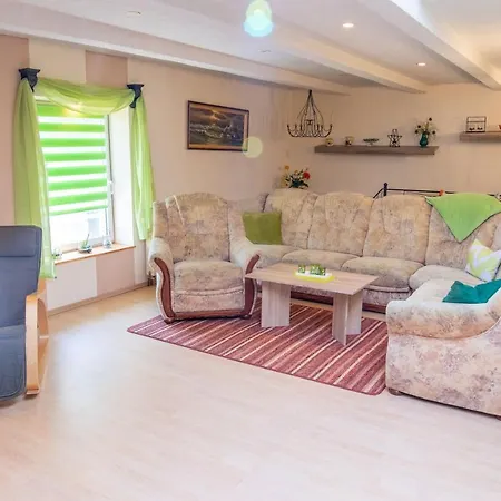 Ferienhaus Geli 5 بيت للعطل *